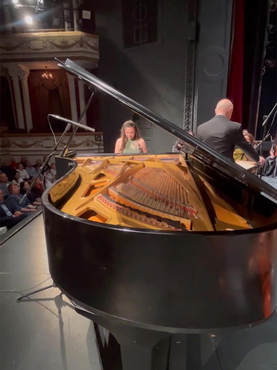 Katerina Verbovskaya - Distinctions et concours internationaux